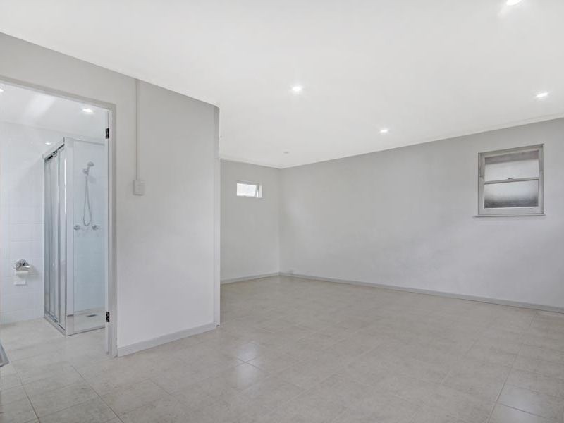 9 Parkview St, Miranda NSW 2228