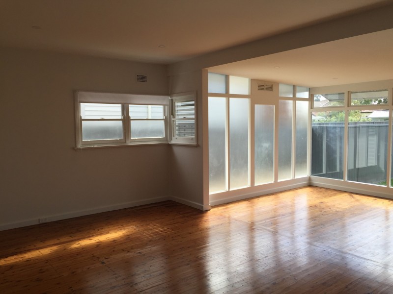 12 Kirrawee Avenue, Kirrawee NSW 2232