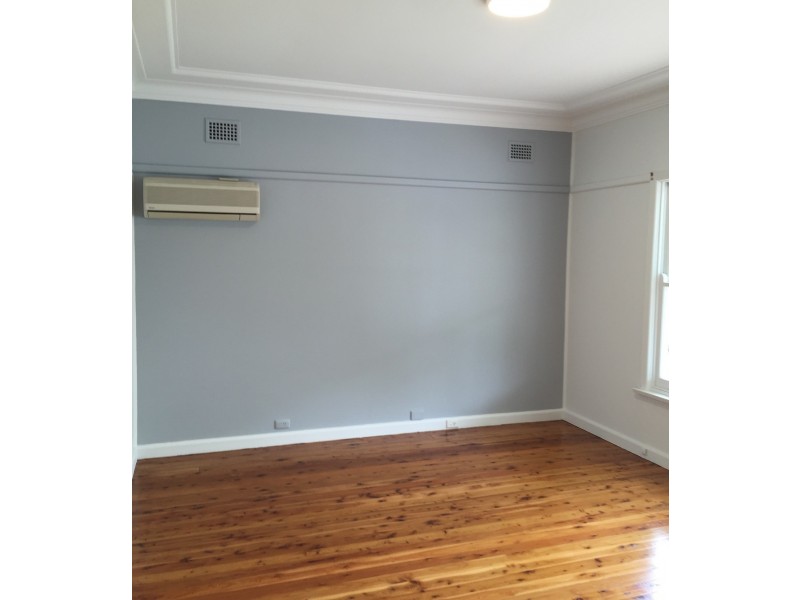 12 Kirrawee Avenue, Kirrawee NSW 2232