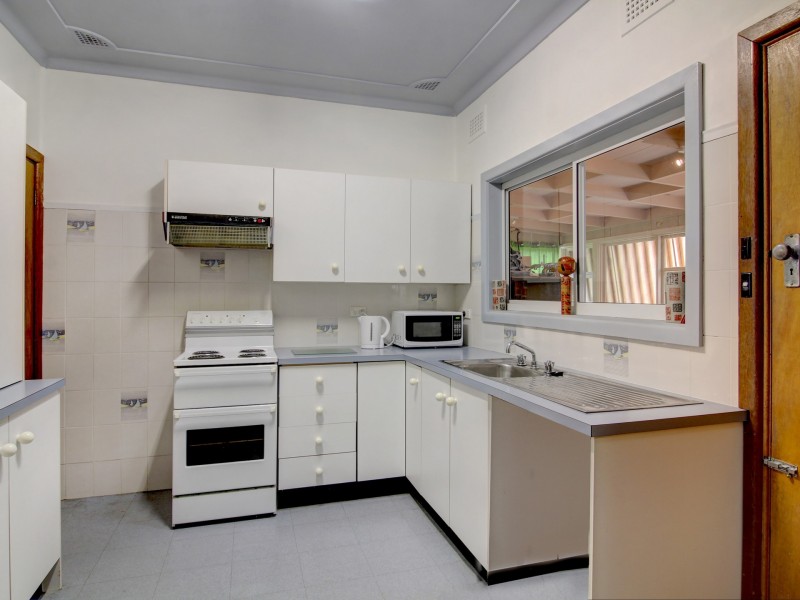 5 North West Arm Rd, Gymea NSW 2227