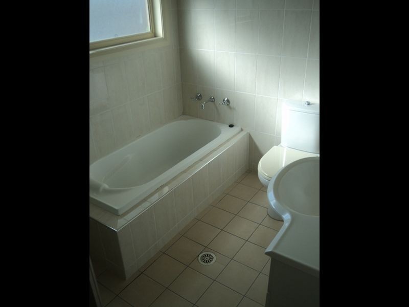 2/14-16 Chester Street, Bellambi NSW 2518