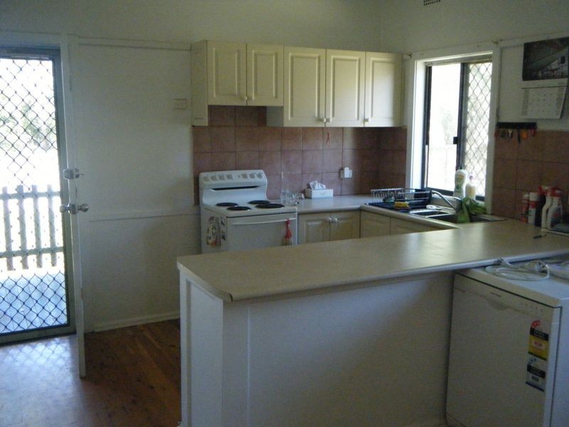 63 Cotterill Avenie, Woonona NSW 2517