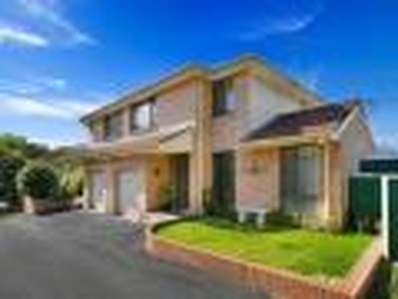 1 11 Cochrane Road, Thirroul NSW 2515