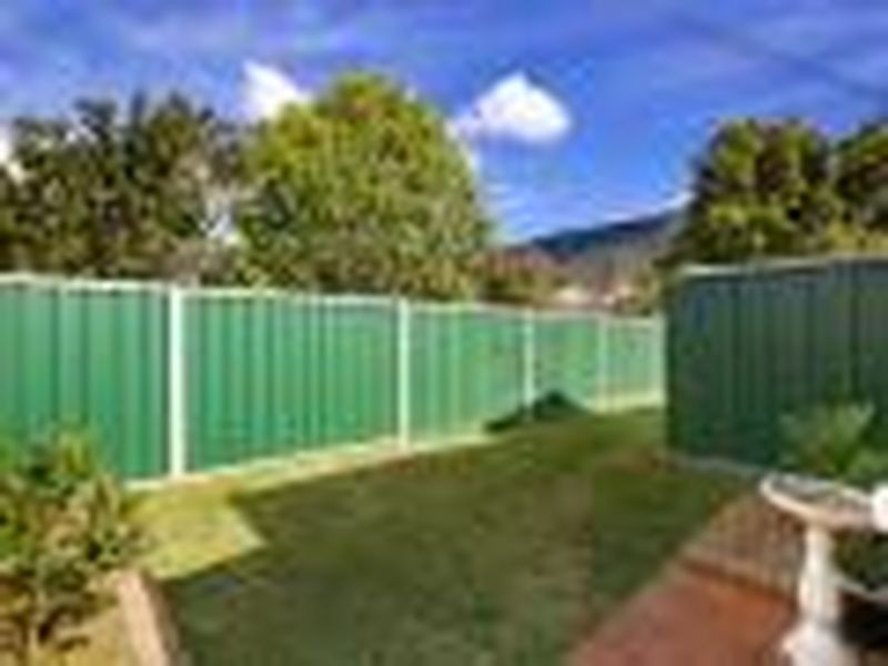 1 11 Cochrane Road, Thirroul NSW 2515