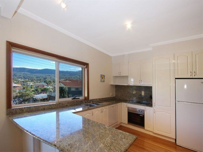 1/195 Lawrence Hargrave Drive, Thirroul NSW 2515