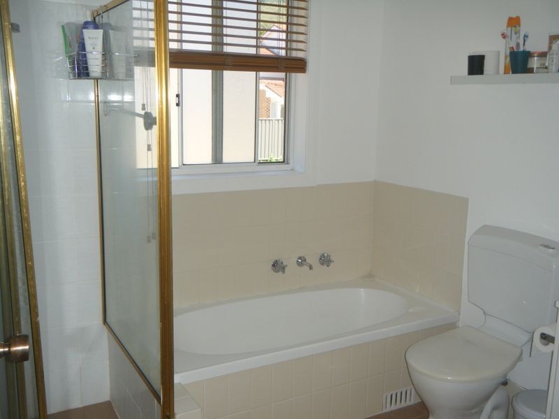 6/10 The Avenue, Corrimal NSW 2518