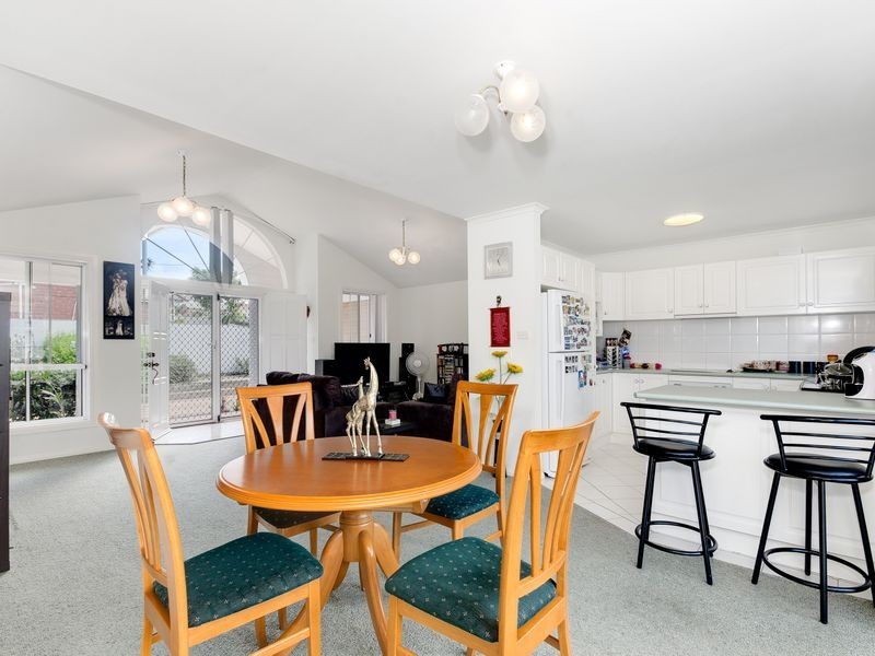 1/7 Russell Street, Balgownie NSW 2519