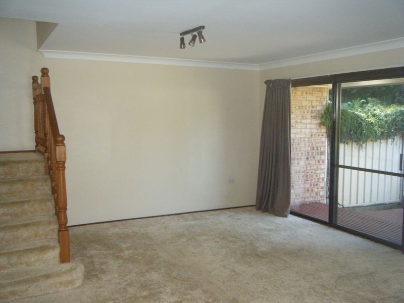 6 27 Nicholson Road, Woonona NSW 2517