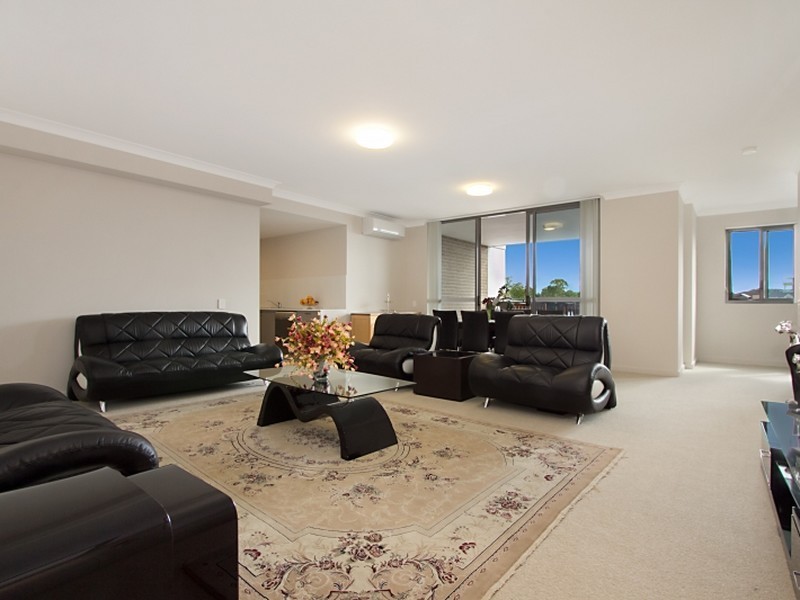 91/1 Meryll Ave, Baulkham Hills NSW 2153
