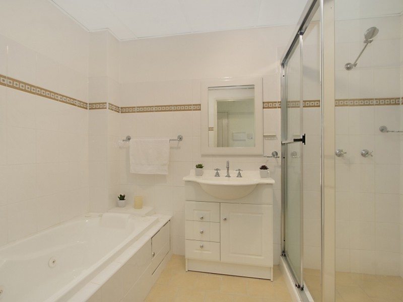 8/12-18 Conie Avenue, Baulkham Hills NSW 2153