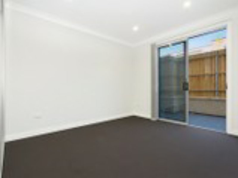 2/58-62 Fitzwilliam Road, Old Toongabbie NSW 2146