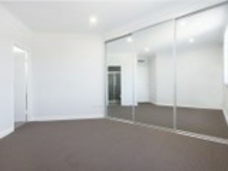 2/58-62 Fitzwilliam Road, Old Toongabbie NSW 2146