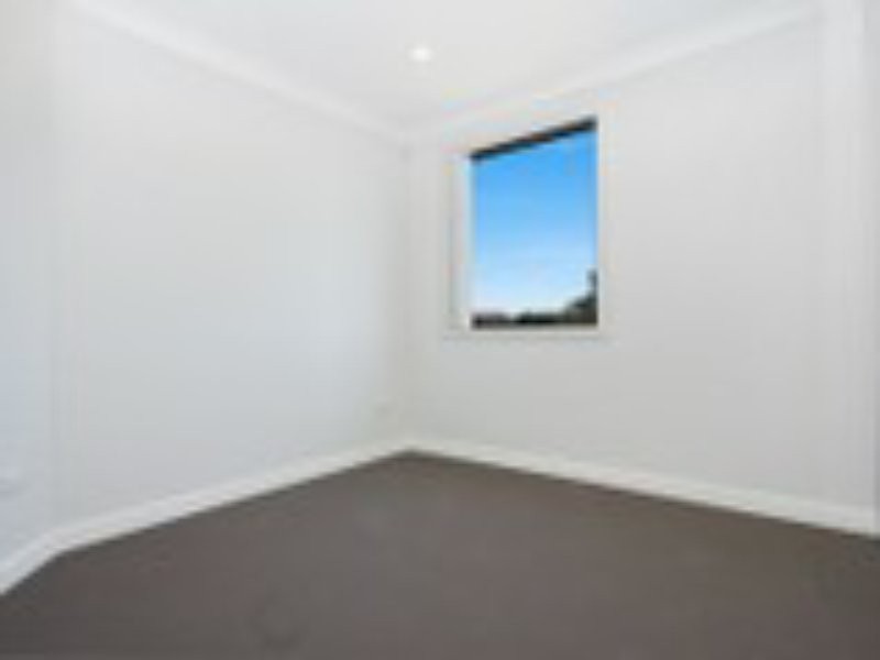 2/58-62 Fitzwilliam Road, Old Toongabbie NSW 2146