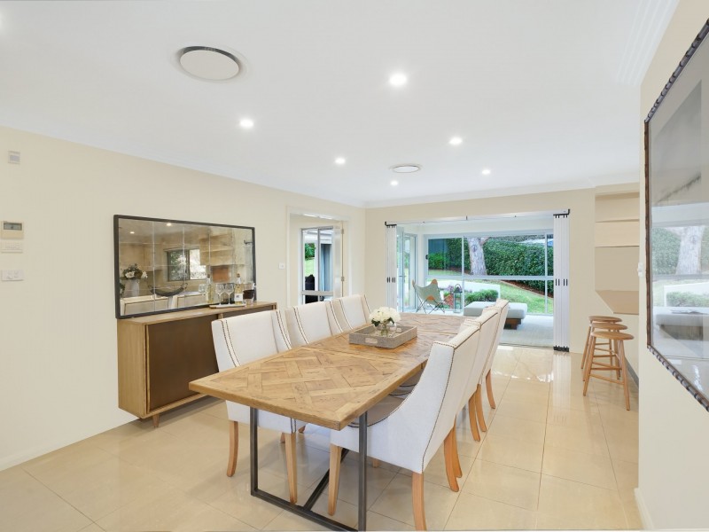 22 Cadman Crescent, Castle Hill NSW 2154