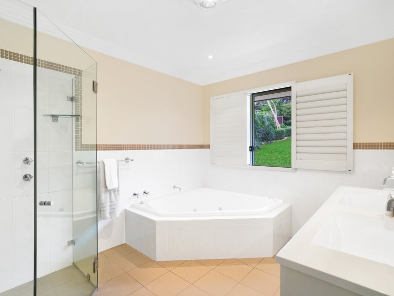 22 Cadman Crescent, Castle Hill NSW 2154