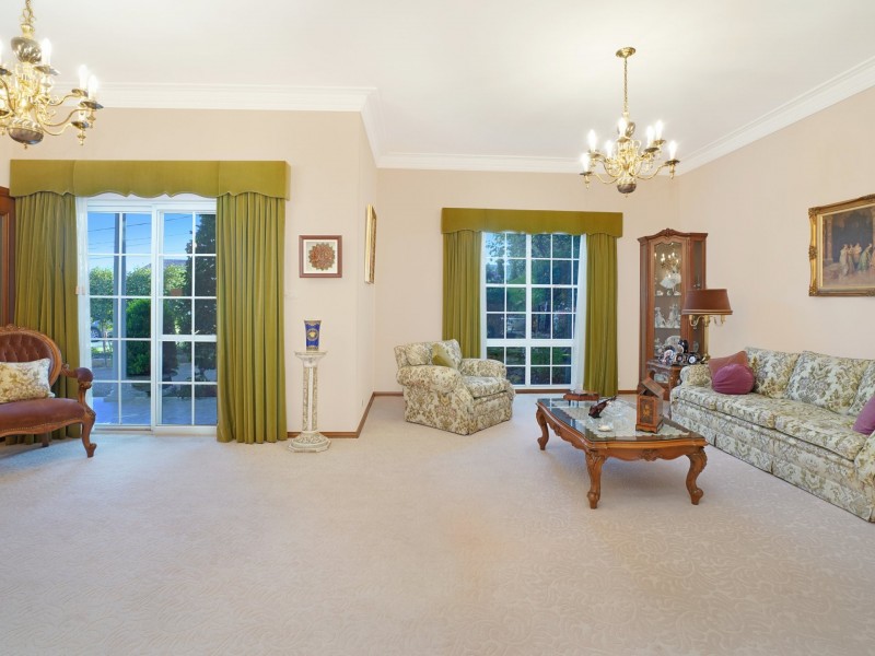 75 George Mobbs Drive, Castle Hill NSW 2154