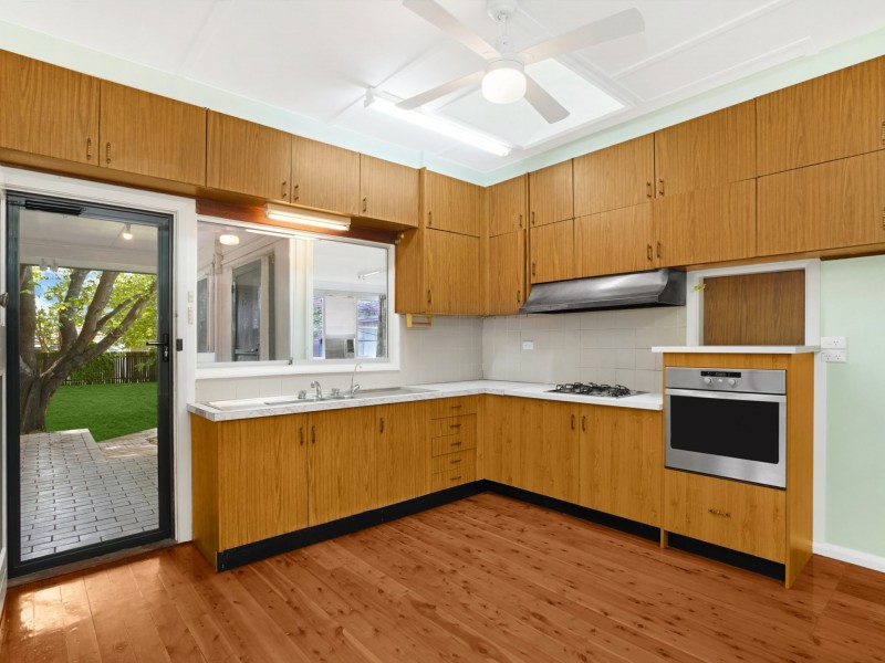 33 Canyon Road, Baulkham Hills NSW 2153