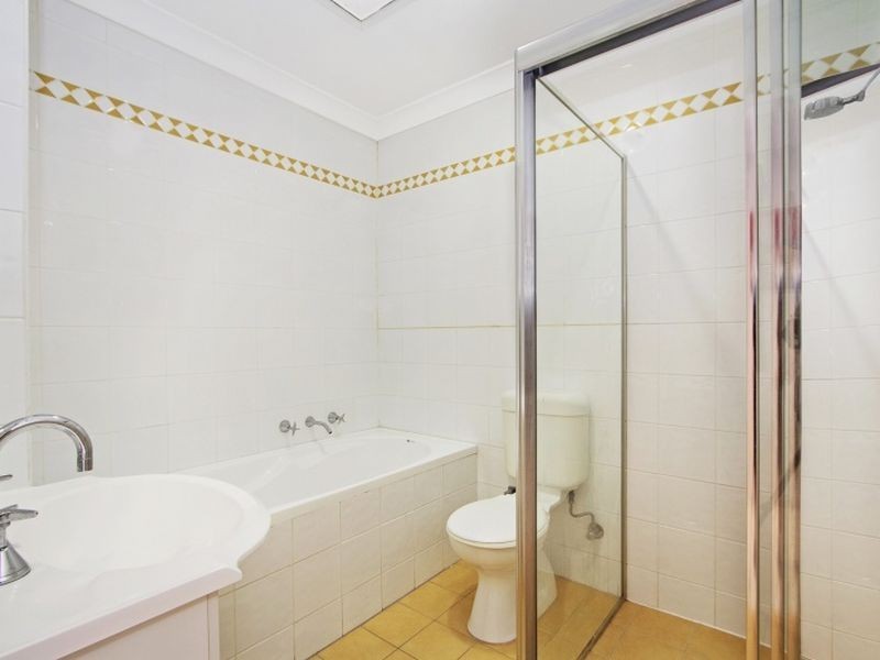 28/6-10 Ettalong Rd, Greystanes NSW 2145