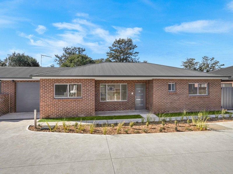 Unit 4/95-97 Girraween Rd, Girraween NSW 2145