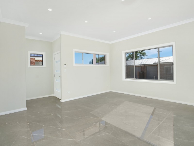 Unit 4/95-97 Girraween Rd, Girraween NSW 2145
