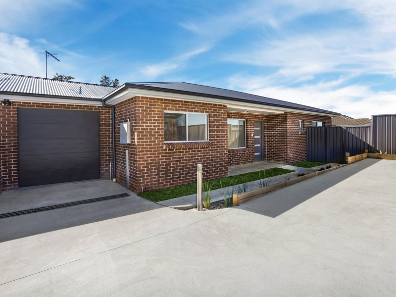 Unit 4/95-97 Girraween Rd, Girraween NSW 2145