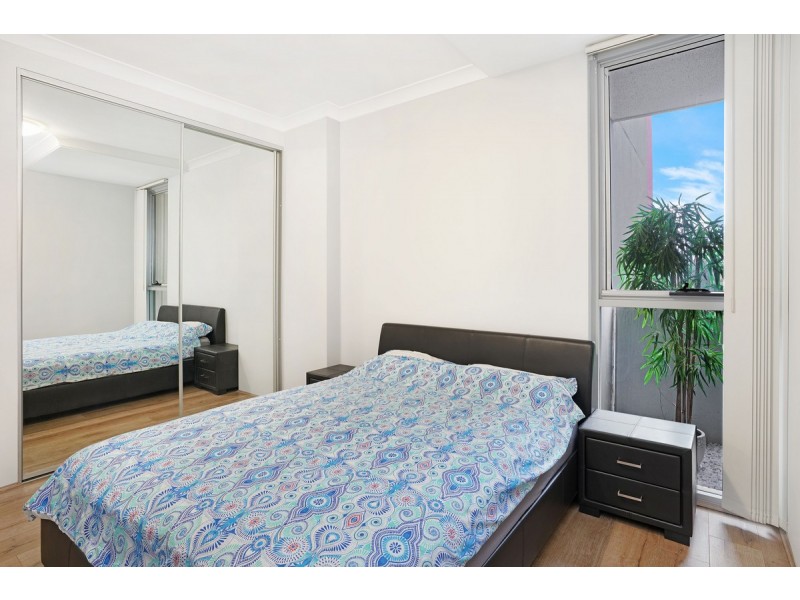 12/24-28 Mons Road, Westmead NSW 2145