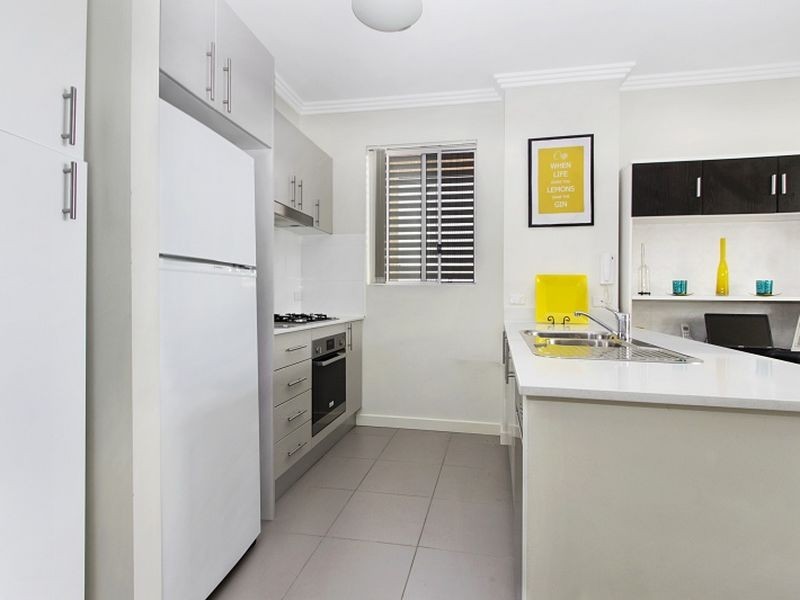 27/13-19 Pastoral Crct, Pemulwuy NSW 2145