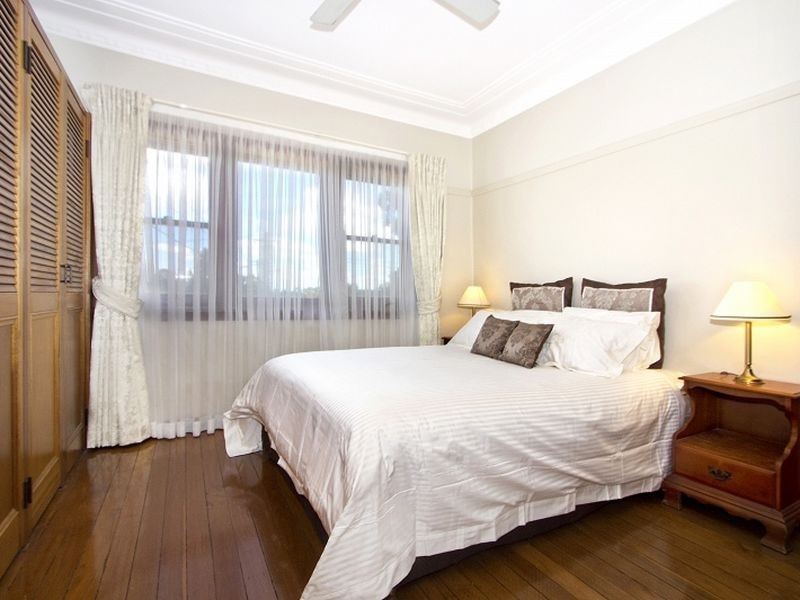 27 Collins St, Pendle Hill NSW 2145