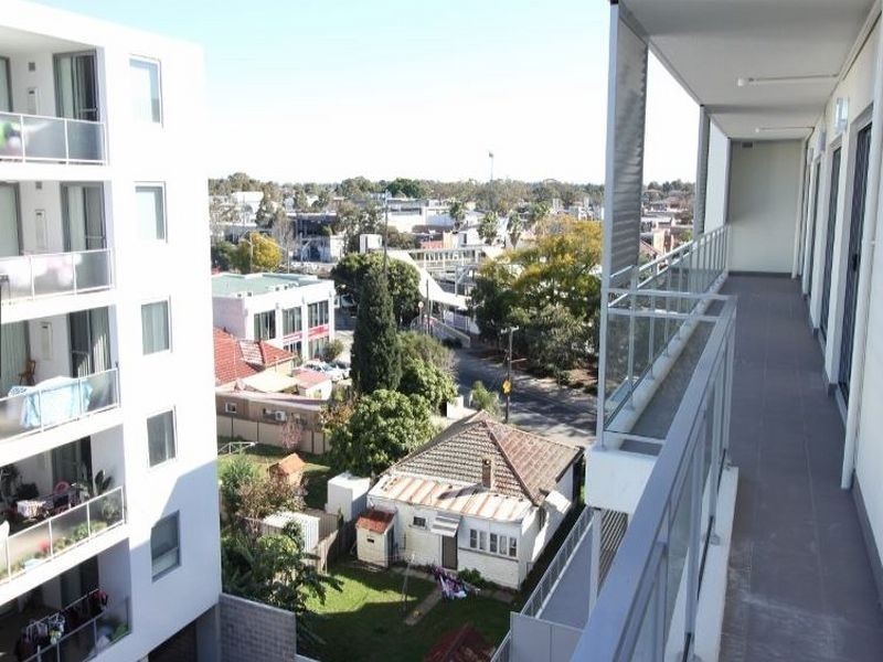32/102-104 Railway Terrace, Merrylands NSW 2160