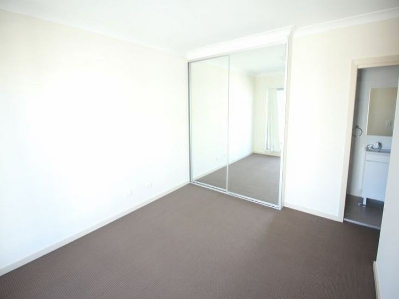 32/102-104 Railway Terrace, Merrylands NSW 2160