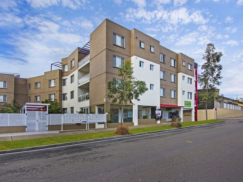 63/2-12 Civic ave, Pendle Hill NSW 2145