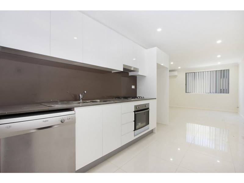 14/51 Toongabbie Road, Toongabbie NSW 2146