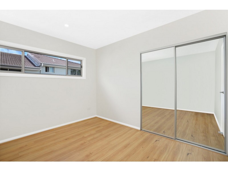 1/27-29 Tungarra Road, Girraween NSW 2145