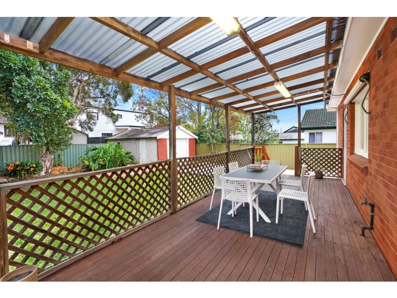 38 Bryson Street, Toongabbie NSW 2146