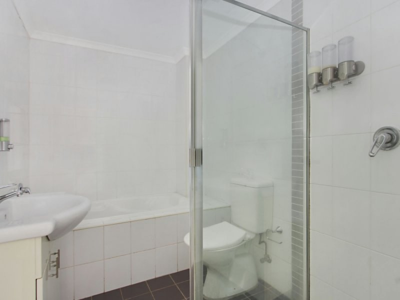 22/32-34 Mons Road, Westmead NSW 2145