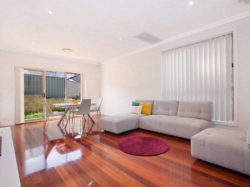 2/67-69 Railway Street, Baulkham Hills NSW 2153