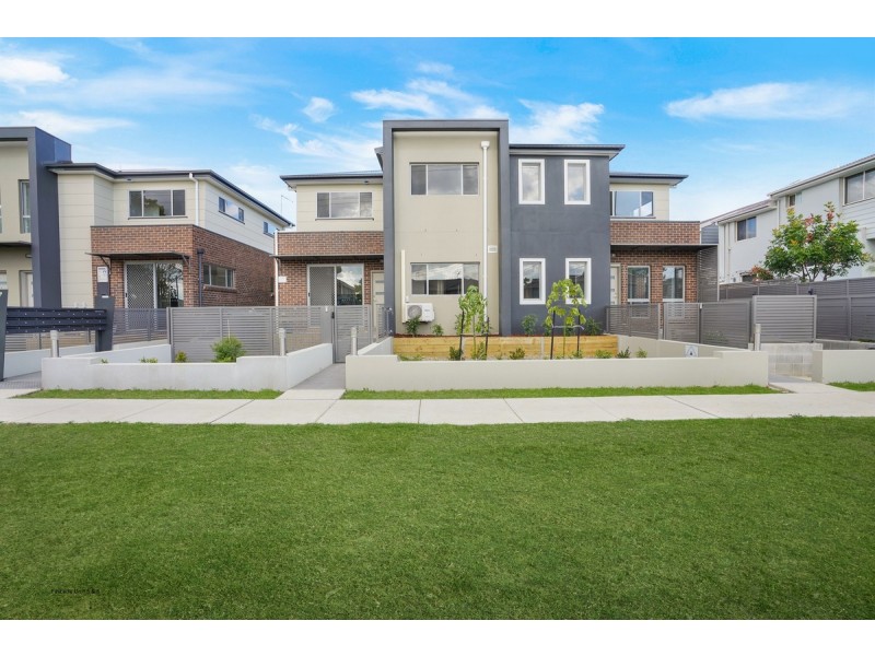 10/27-29 Tungarra Road, Girraween NSW 2145