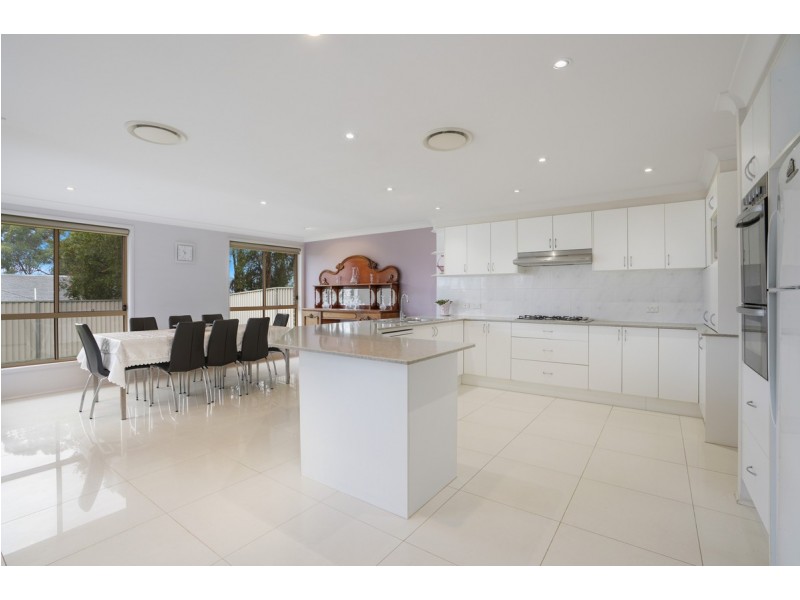 50 Fishburn Crescent, Castle Hill NSW 2154