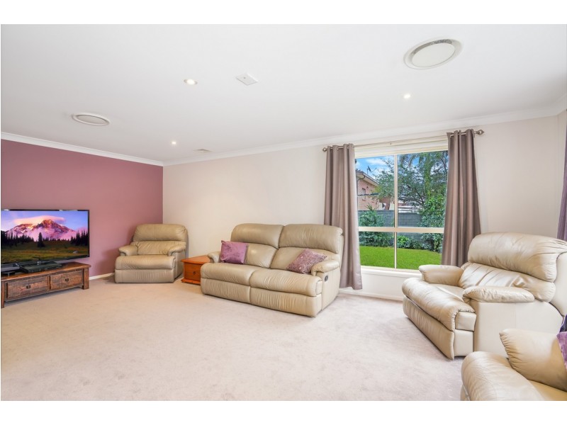 50 Fishburn Crescent, Castle Hill NSW 2154