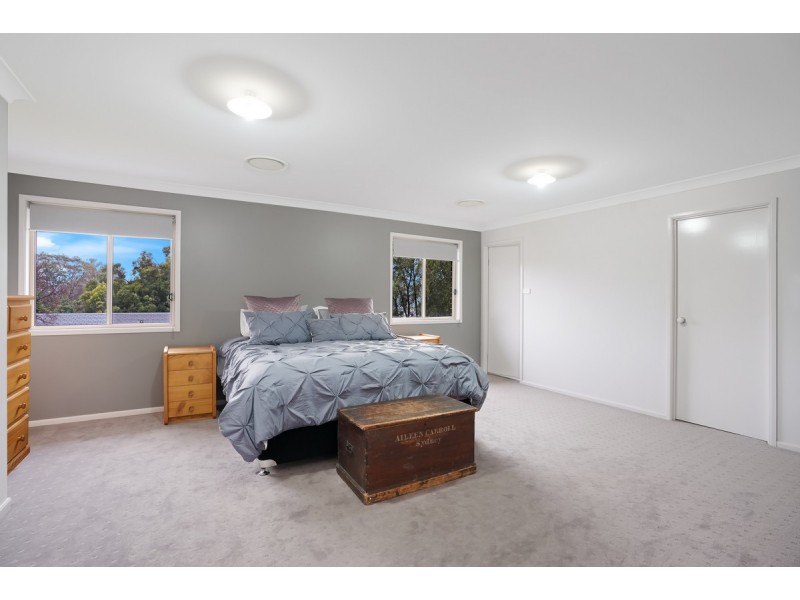 50 Fishburn Crescent, Castle Hill NSW 2154