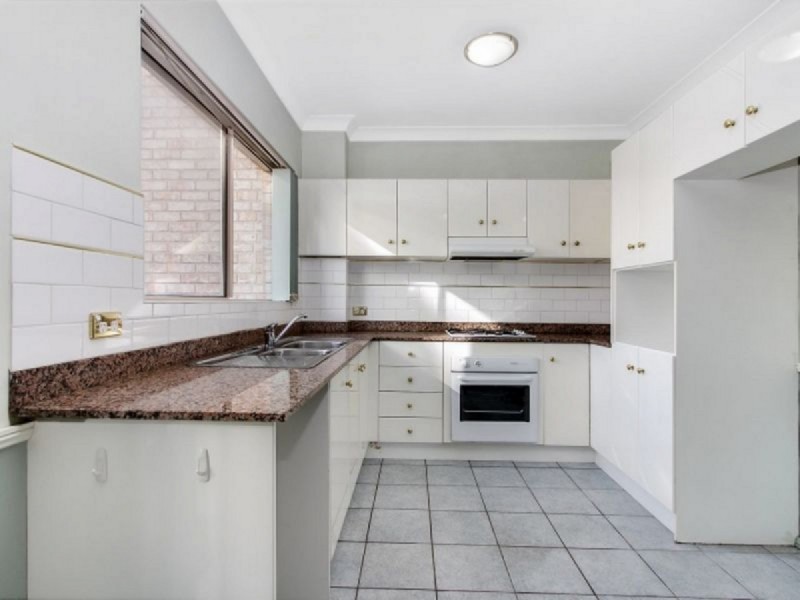 10/5-7 Sorrrell Street, Parramatta NSW 2150
