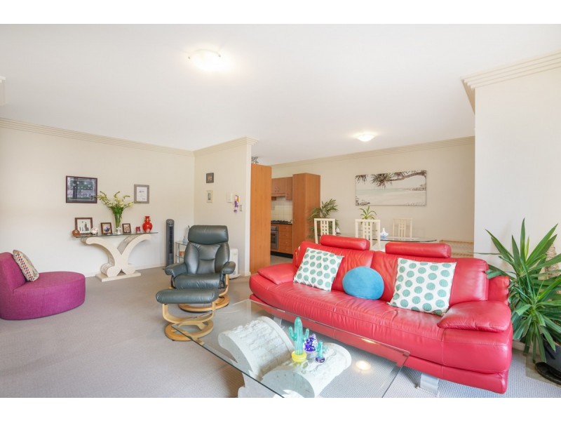 5/49 Dobson Crescent, Baulkham Hills NSW 2153