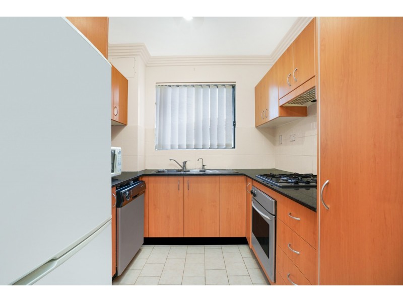 5/49 Dobson Crescent, Baulkham Hills NSW 2153