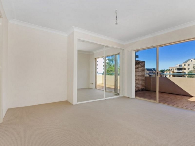 2/5-7 Sorrell Street, Parramatta NSW 2150