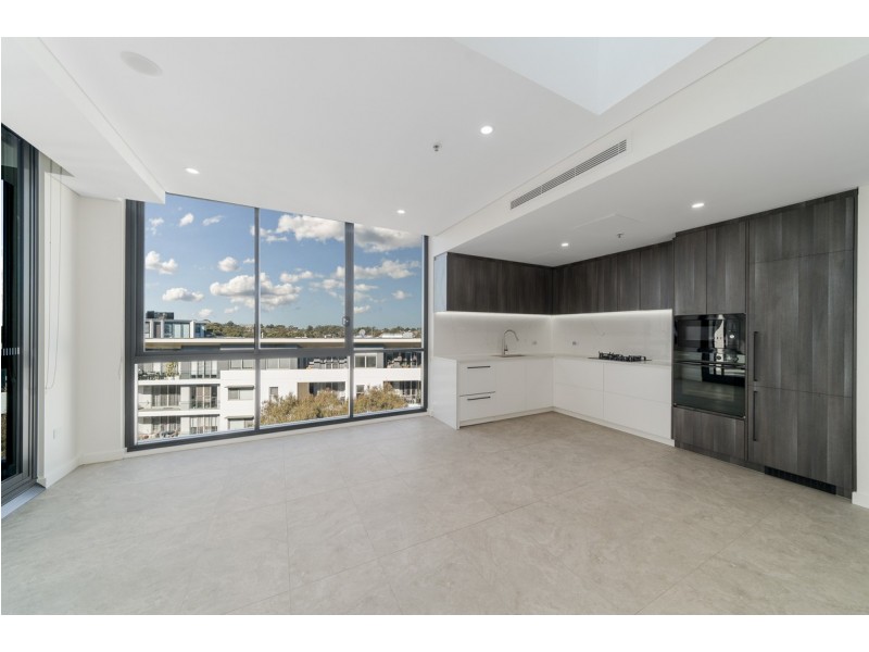 701/11 Fishburn Crescent, Castle Hill NSW 2154