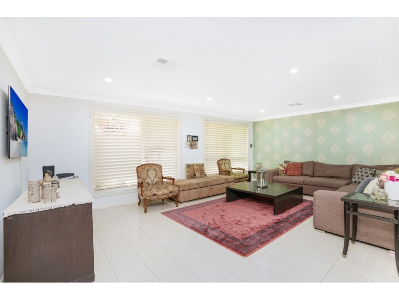 7 Middleton Avenue, Castle Hill NSW 2154