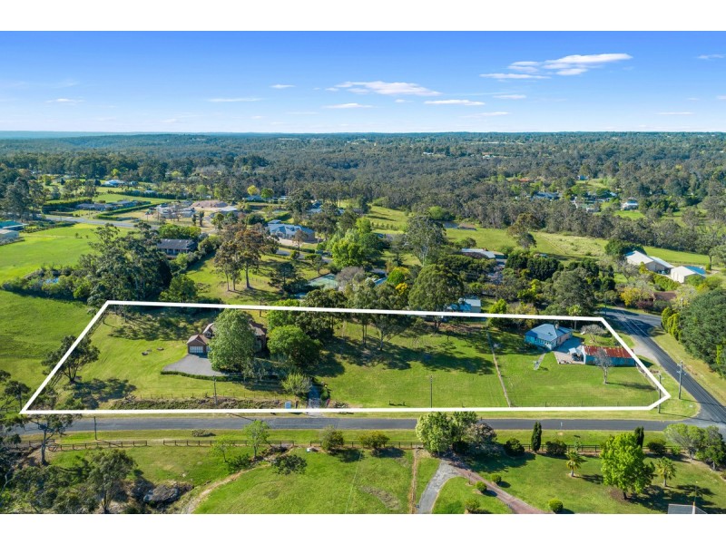 1 Hilton Road, Kenthurst NSW 2156