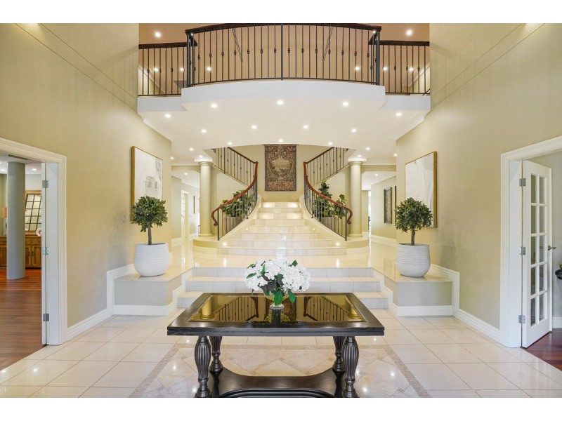 54 Balintore Drive, Castle Hill NSW 2154