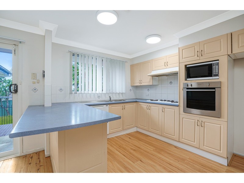 101 Sporing Avenue, Kings Langley NSW 2147