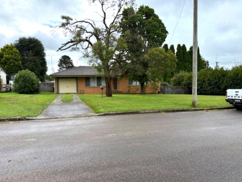 1 Ball Street, Moss Vale NSW 2577